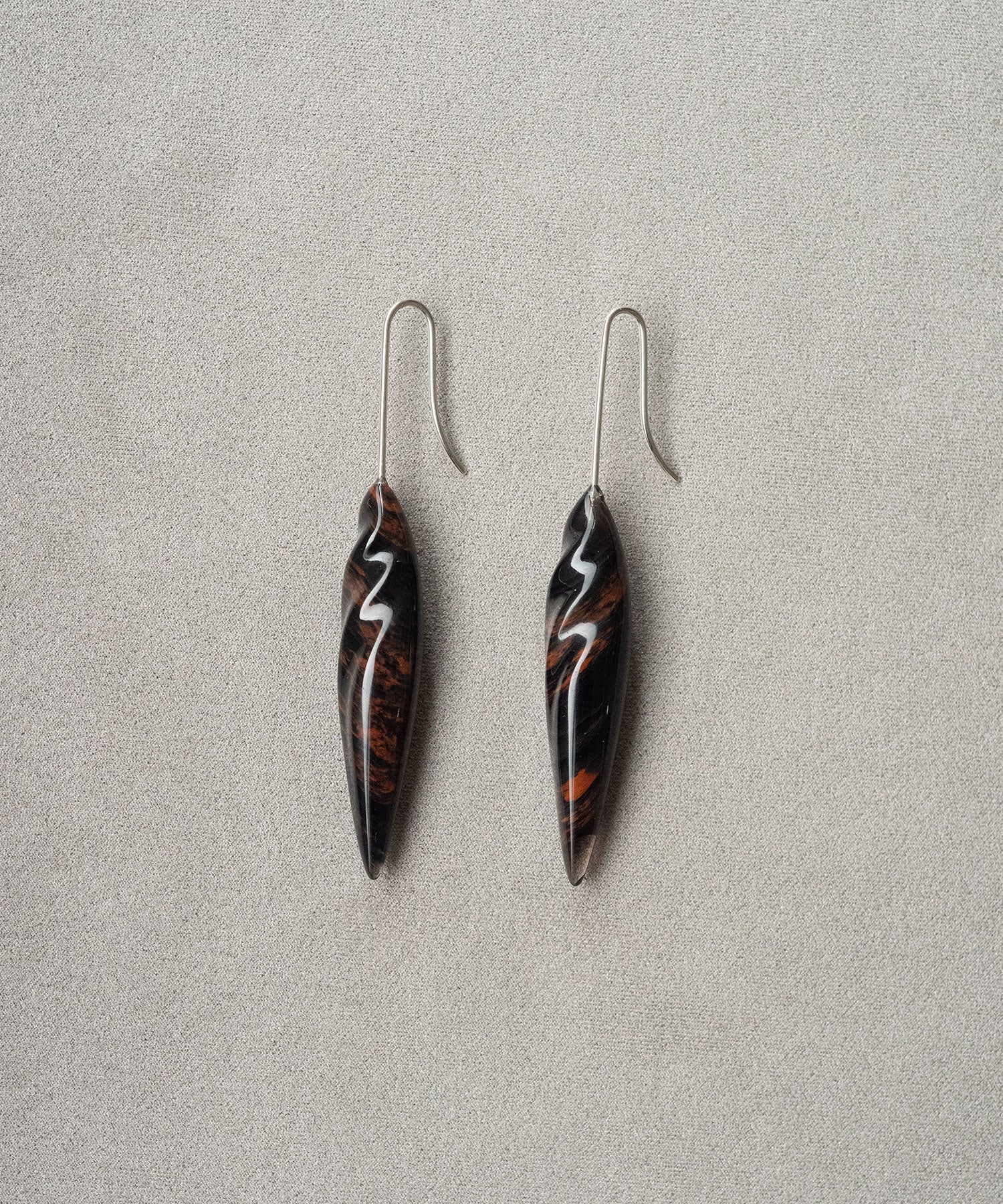r.alagan ウッド ピアス R.ALAGAN/COLOMN WOOD EARRINGS(LIGHT BROWN)