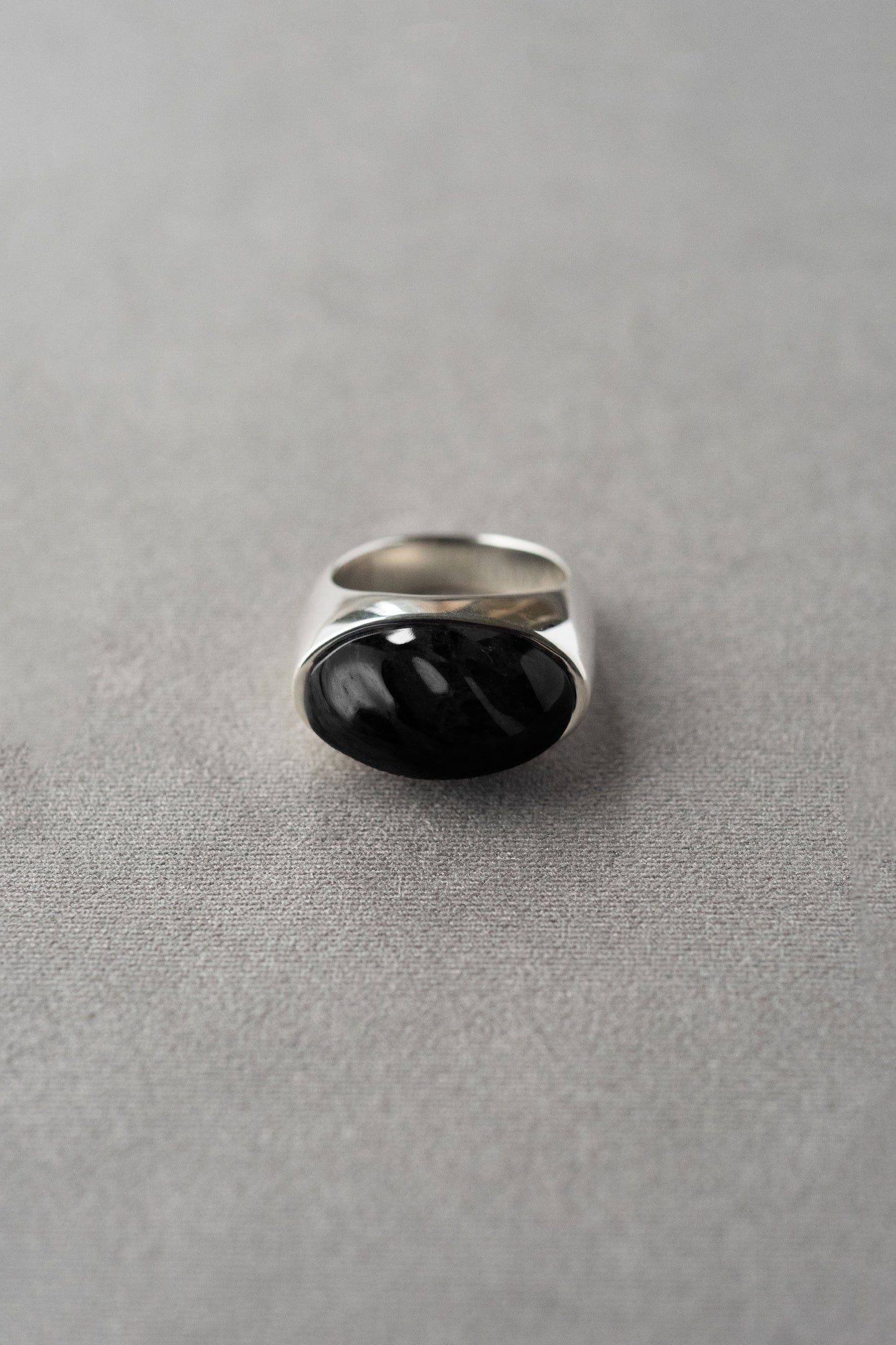 QUIETUDE RING
