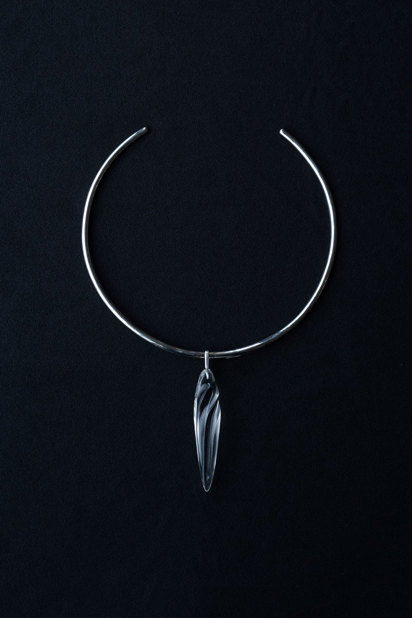 QUIETUDE COLLAR