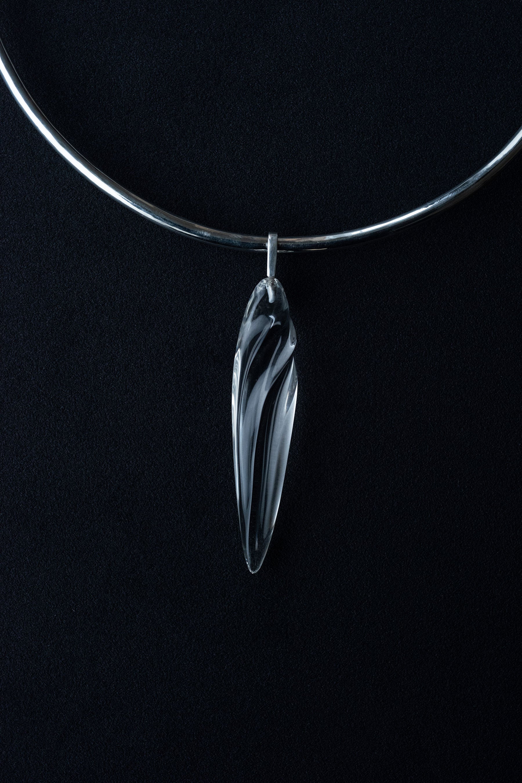 QUIETUDE COLLAR