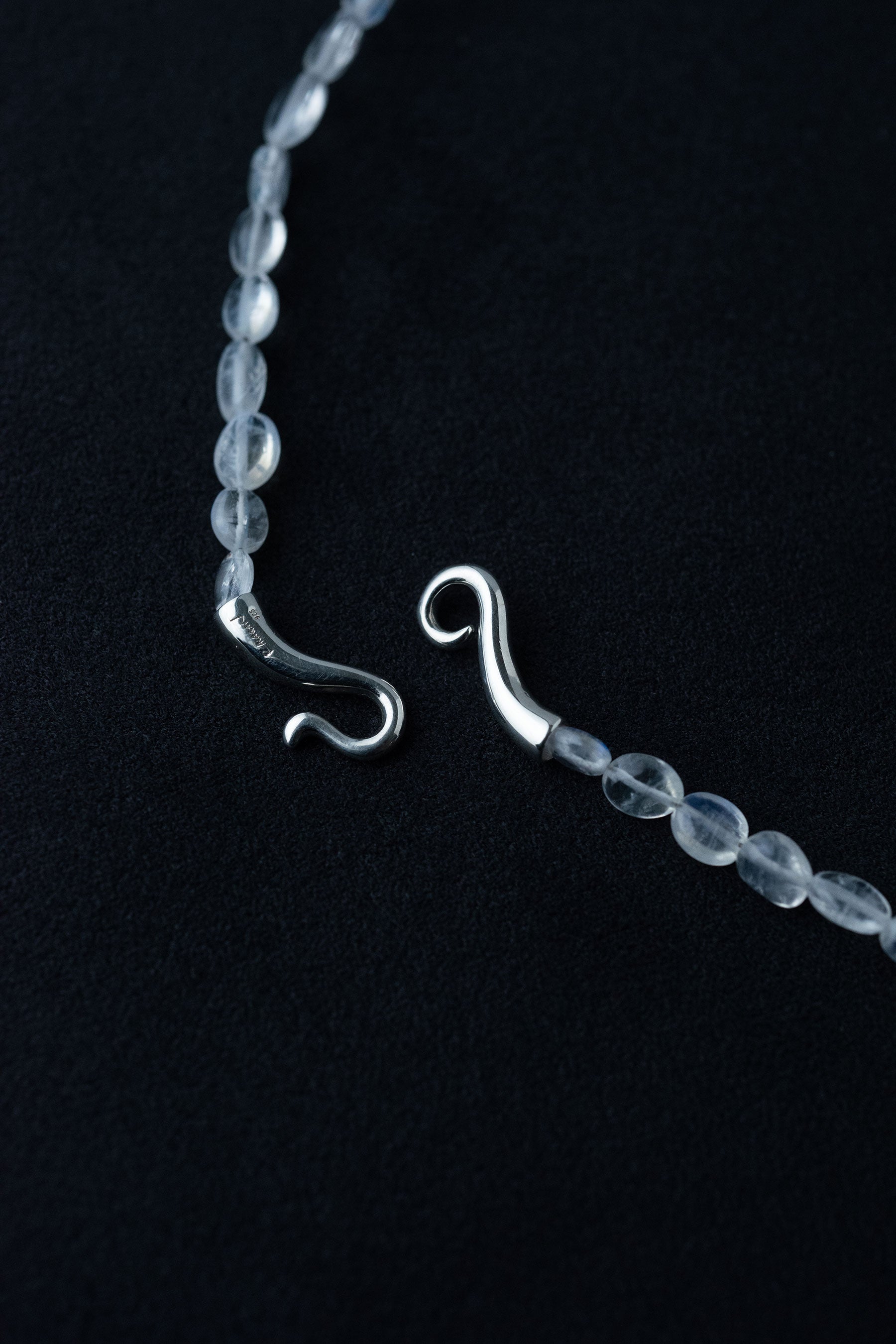 SHOKA COLLAR OVAL MOONSTONE｜R.ALAGAN(ララガン)公式通販｜ムーン
