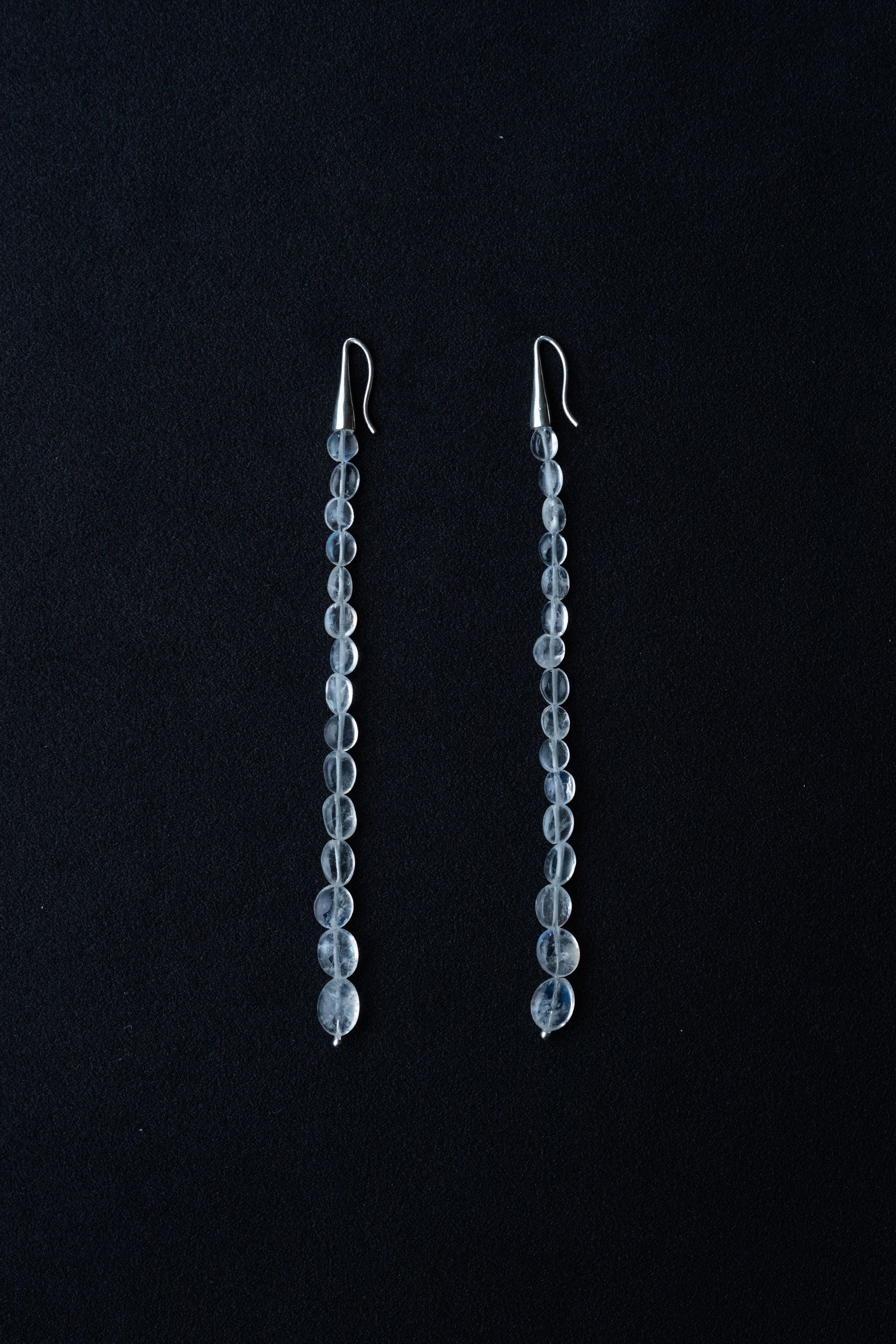 STEPPING STONE EARRINGS MOONSTONE｜R.ALAGAN(ララガン)公式通販