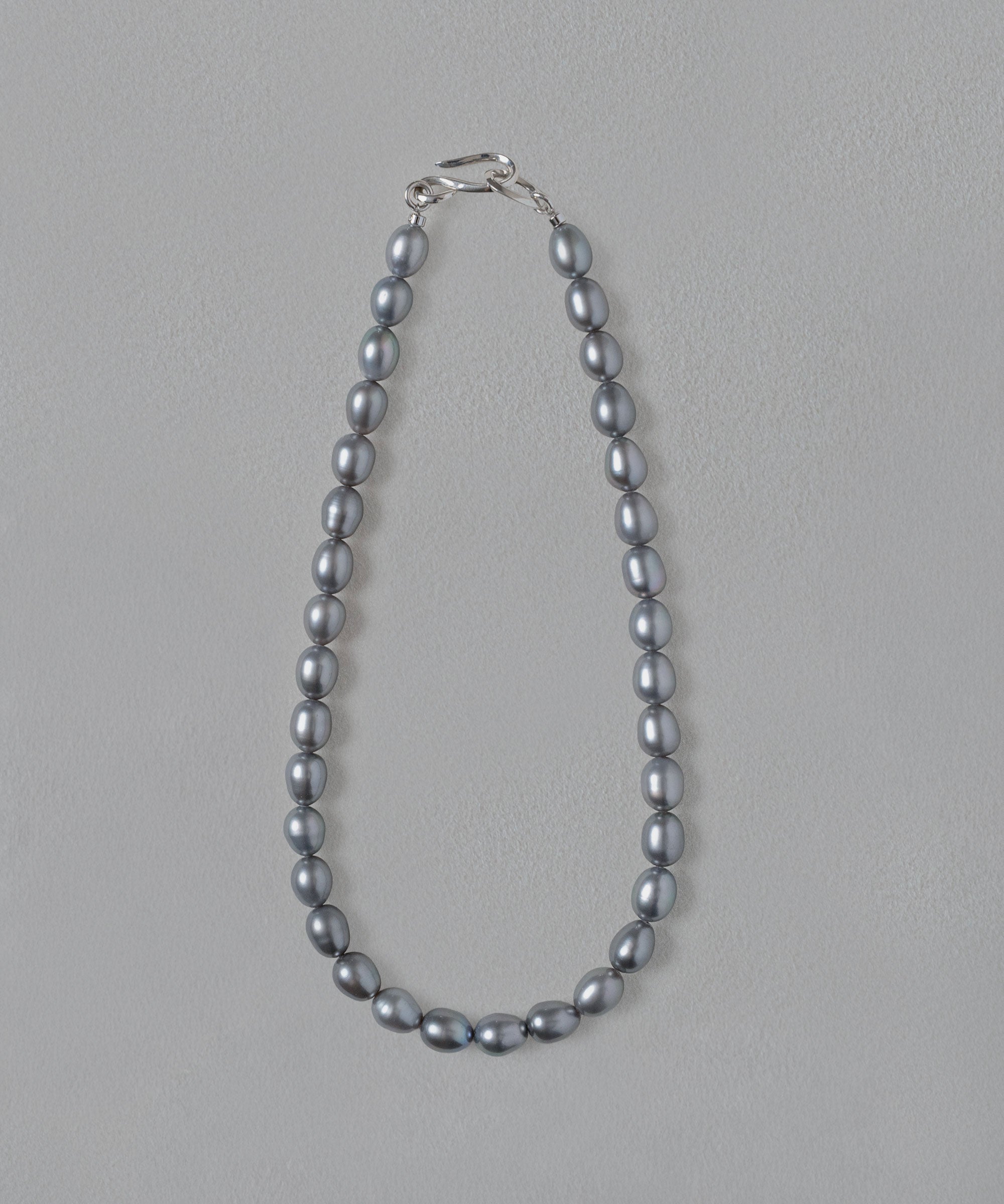 GRAY CLASSIC PEARL NECKLACE｜R.ALAGAN(ララガン)公式通販