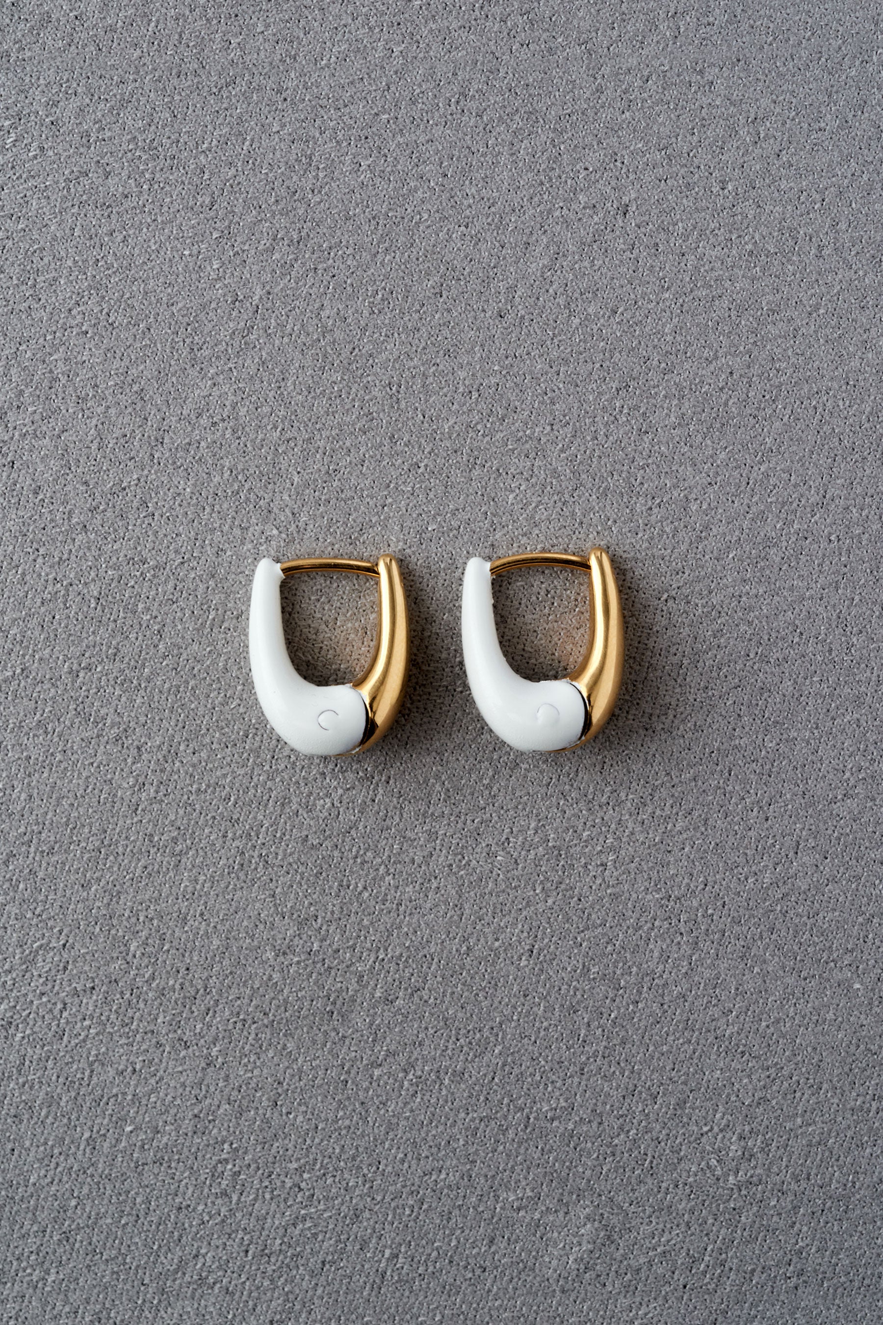 DIPPED TINY TINY PUFFY HOOPS｜R.ALAGAN(ララガン)公式通販