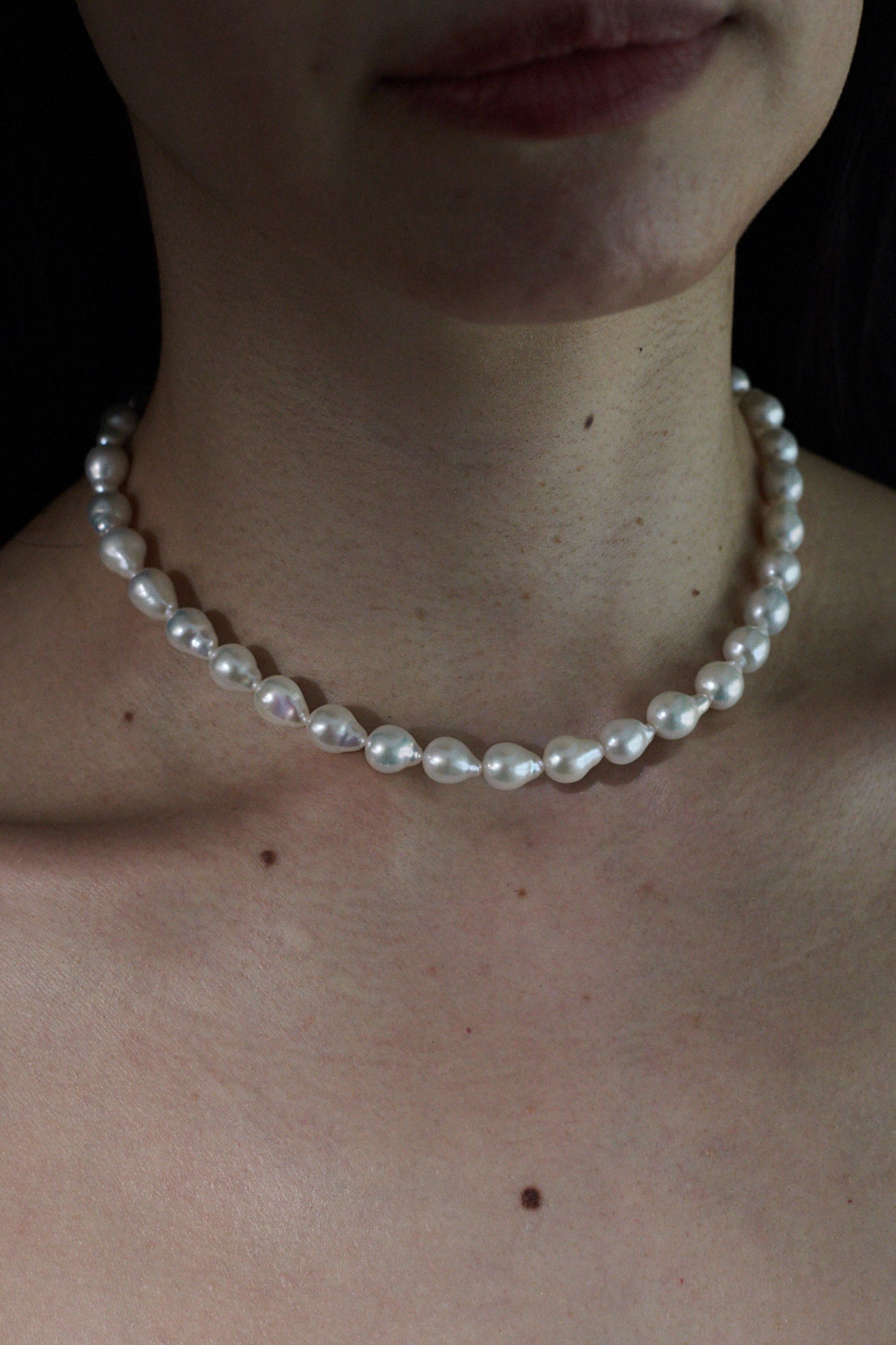 DEWDROP PEARL COLLAR
