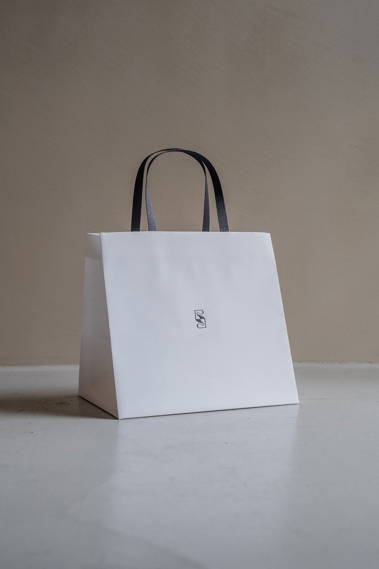 GIFT WRAPPING