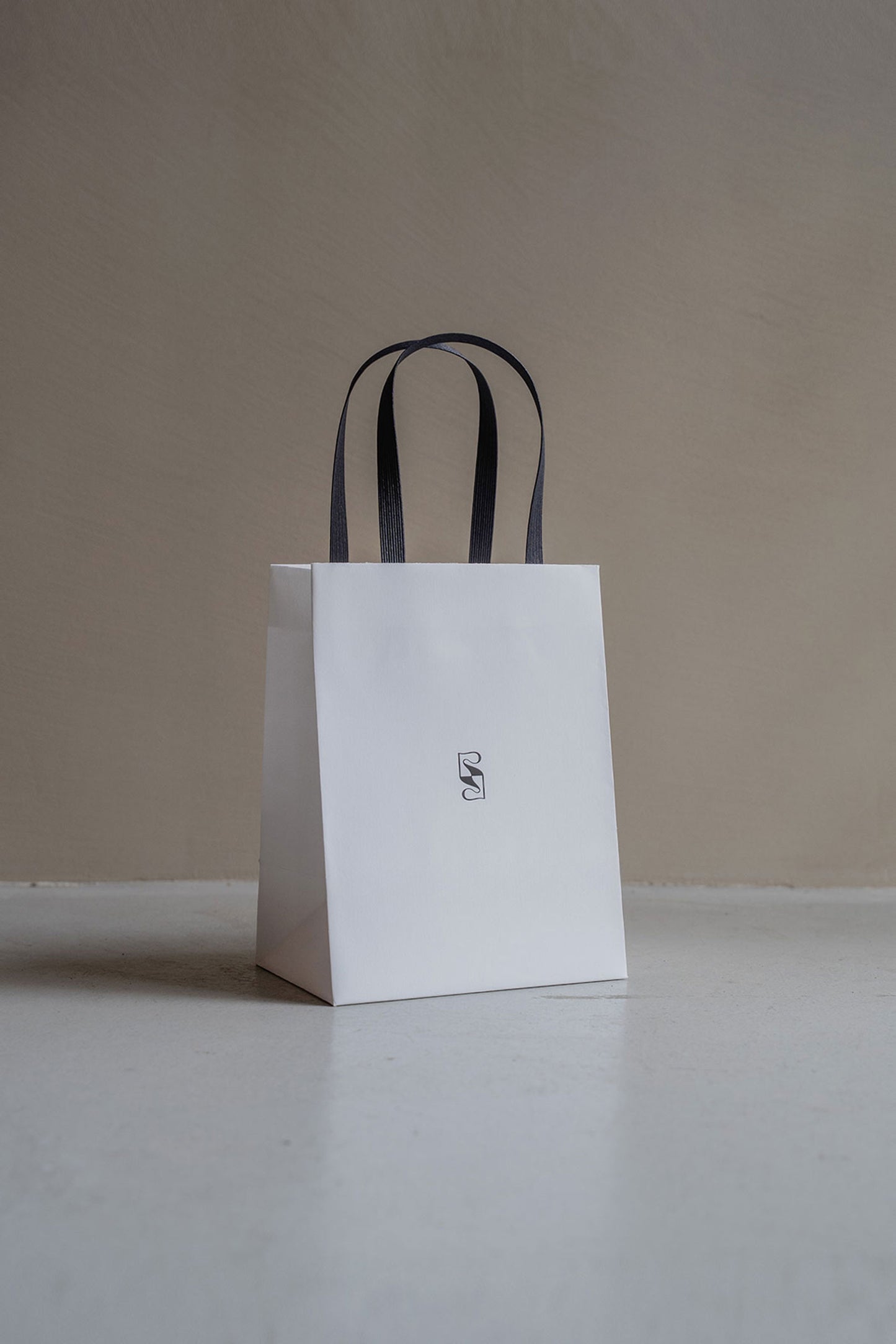 GIFT WRAPPING