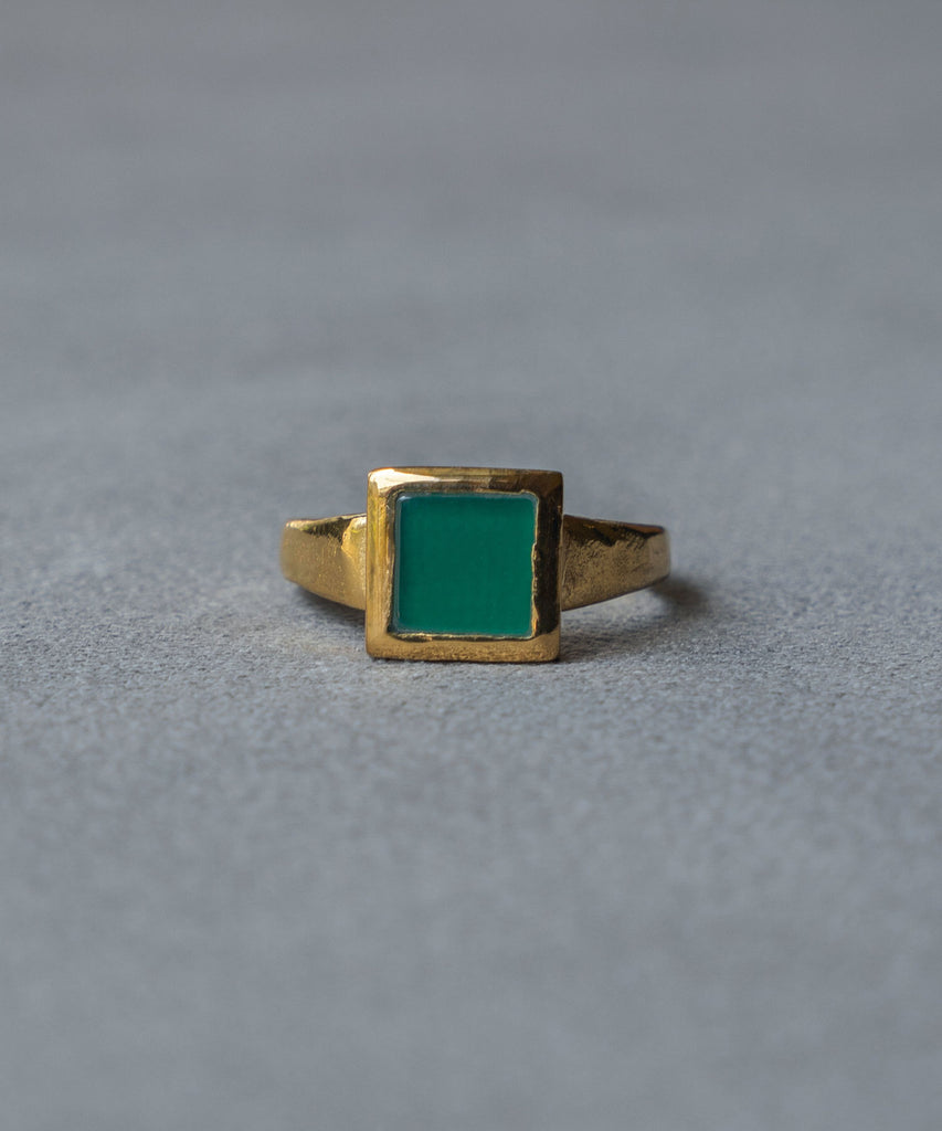 ANCIENT ROMAN RING/GREEN ONYX