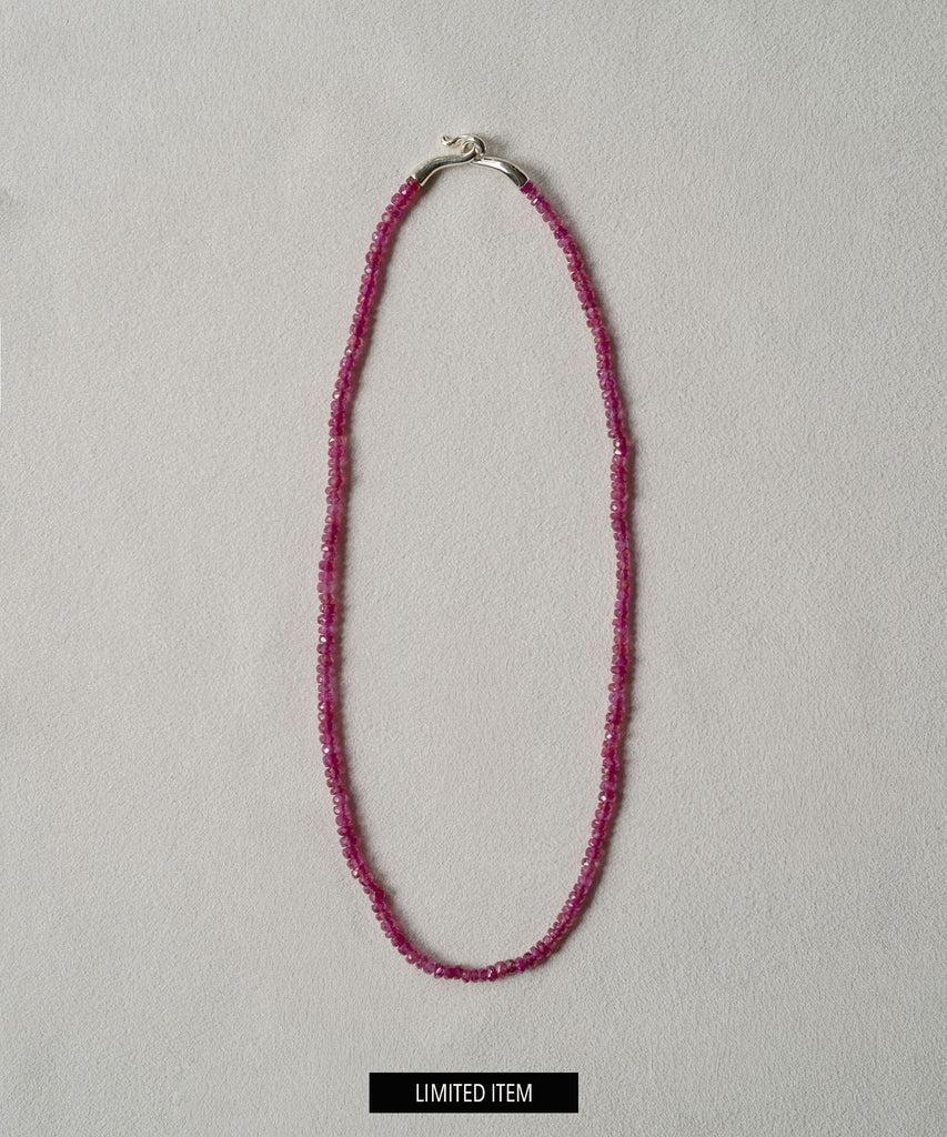 SMALL SHOKA COLLAR FACET RUBY