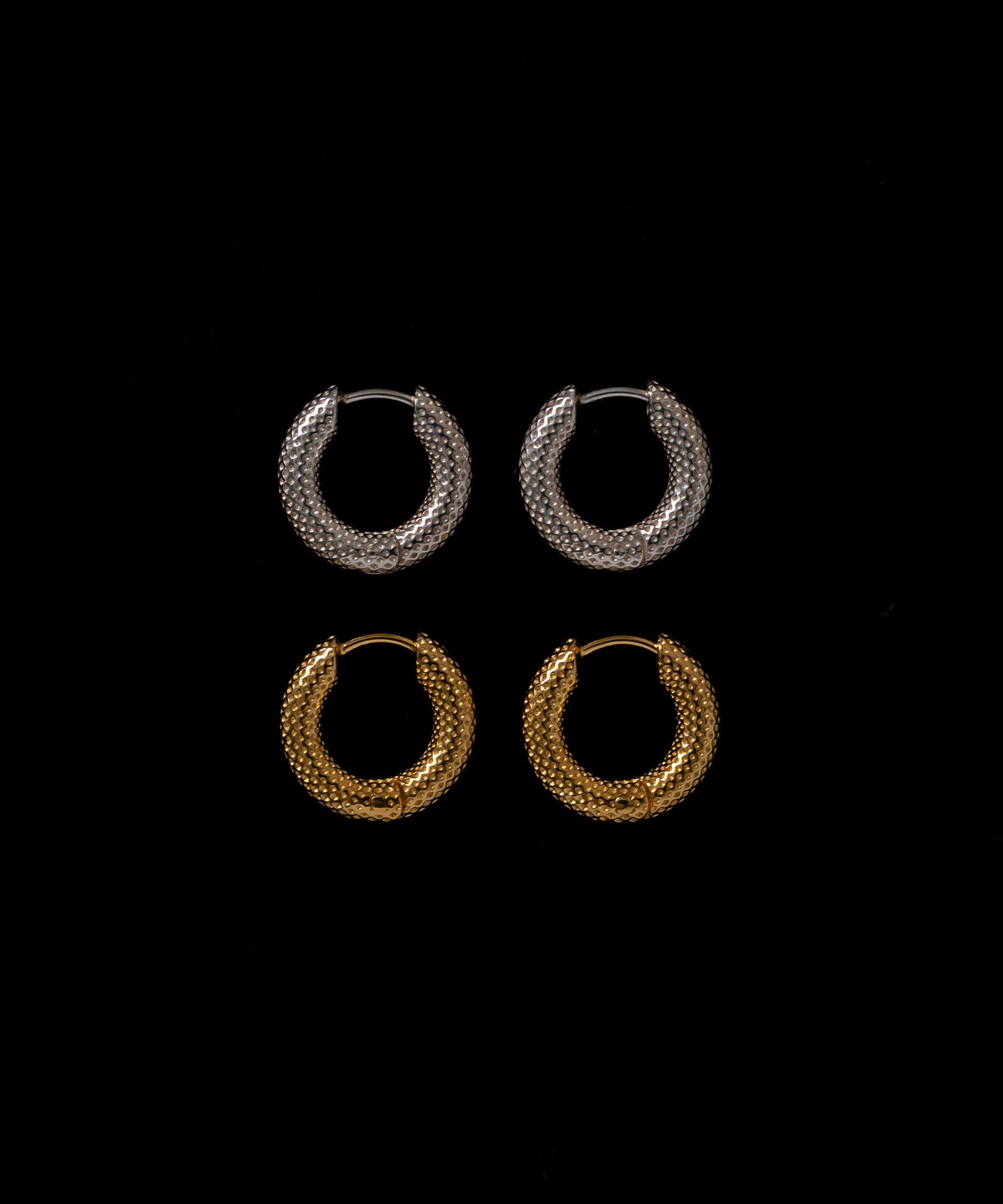 TINY DOT HOOPS｜R.ALAGAN(ララガン)公式通販｜ジュエリー