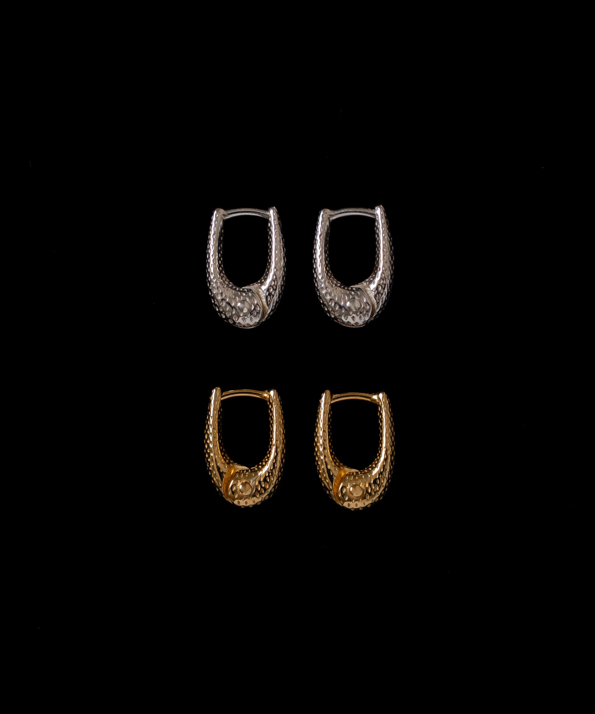 TINY DOT THIN HOOPS｜R.ALAGAN(ララガン)公式通販｜ドットピアス