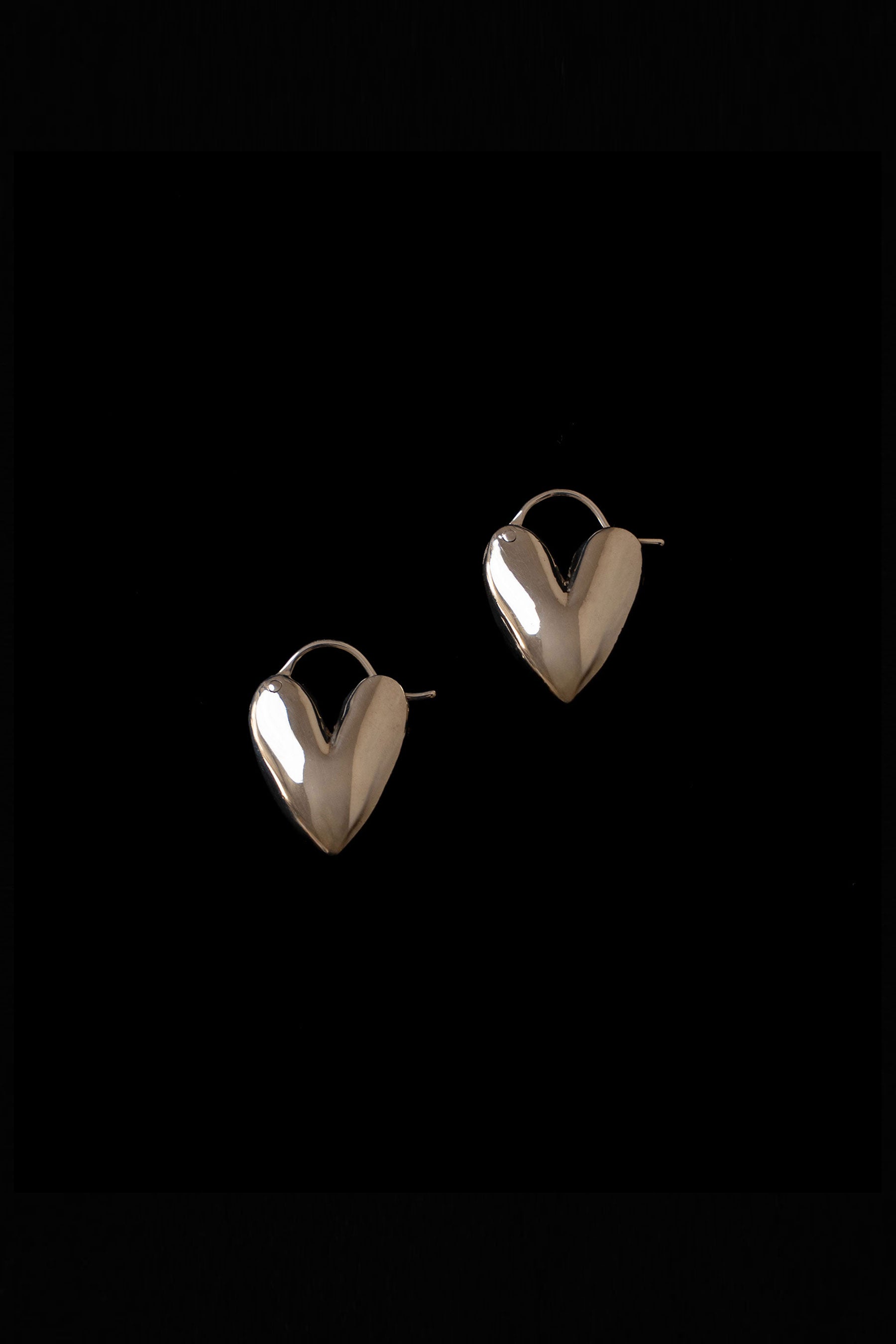 TINY PUFFY HEART HOOPS