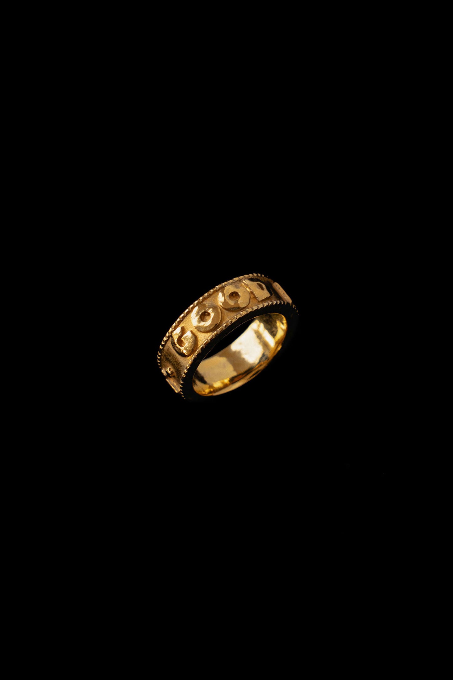 ENGRAVED RING "GOOD HUMORIST"