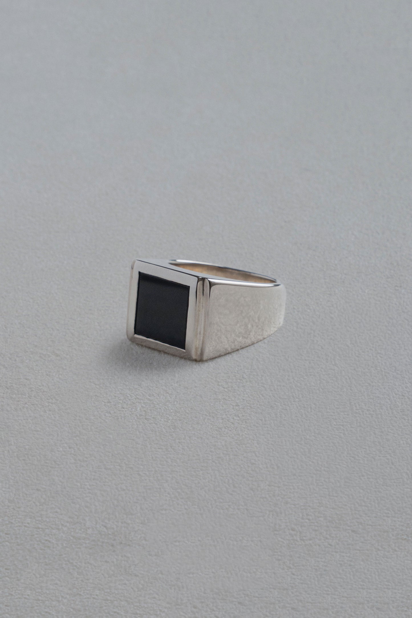 GRAND FATHER RING /ONYX