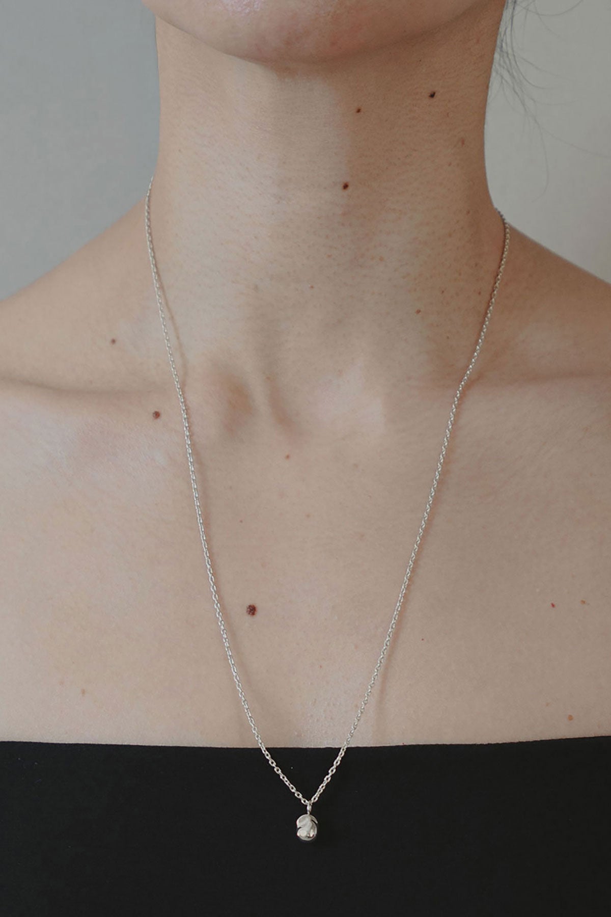 BABY SILVER PEARL NECKLACE